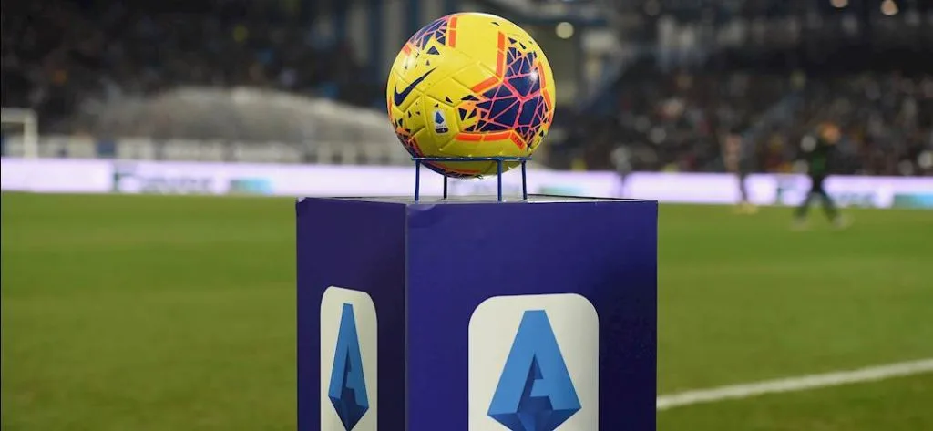 Calcio, la nuova Serie A piace a metà: cittadini disaffezionati ma non troppo