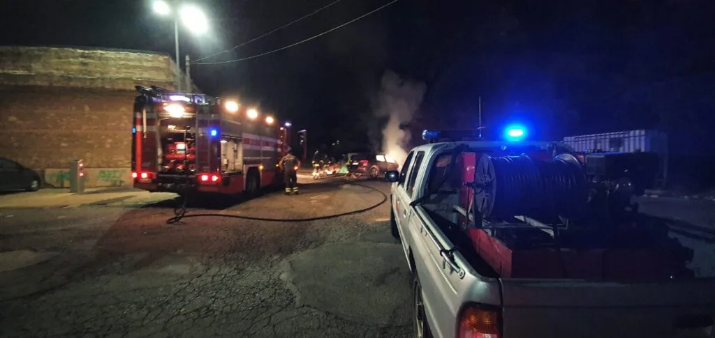 INCENDIO GUIDONIA PIAZZA DEL MERCATO