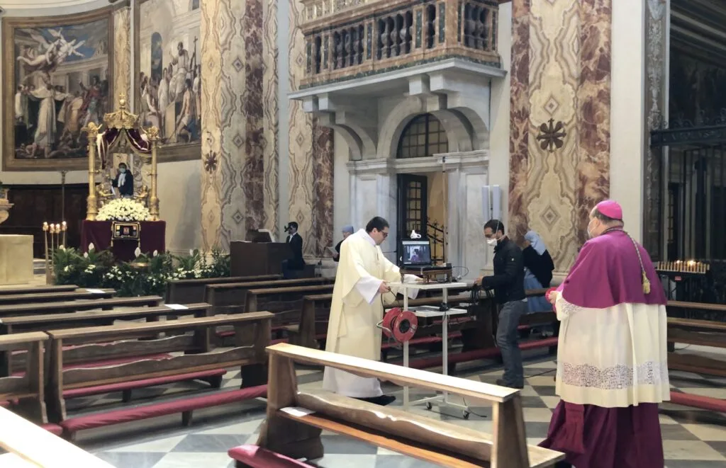 Madonna di Quintiliolo, l'arrivo nel Duomo di Tivoli e la Santa Messa sono stati trasmessi in diretta sul web