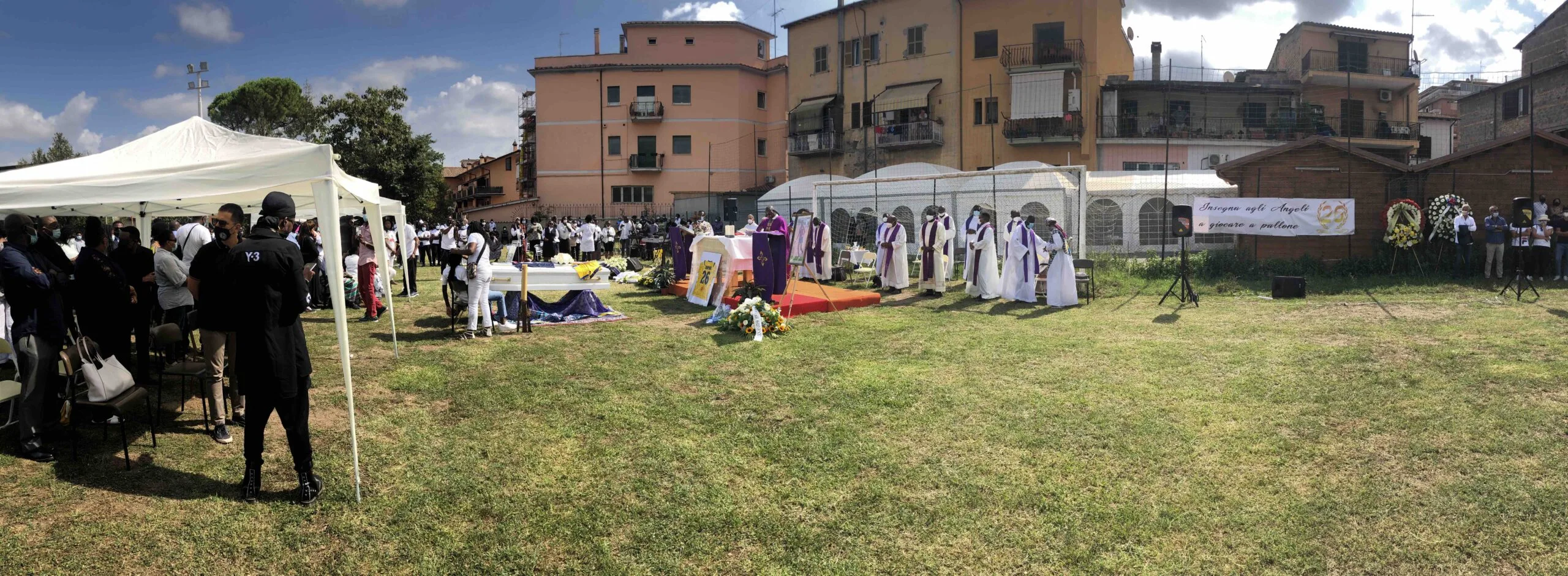 Il commosso funerale di Marco Tampwo, giovane campione morto a 19 anni