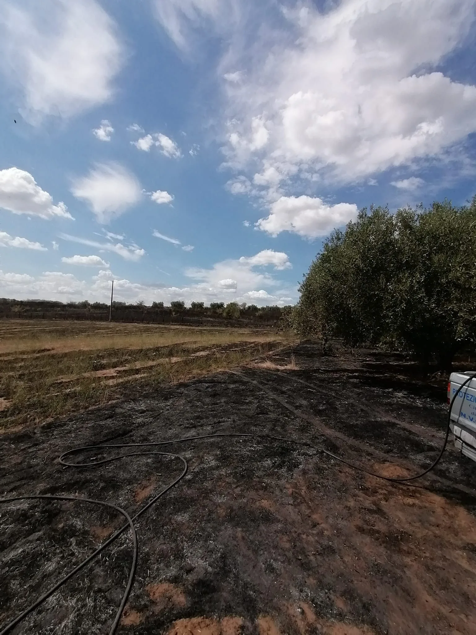 Incendio a via di Formello, sul posto NVG, VVA e vigili del fuoco