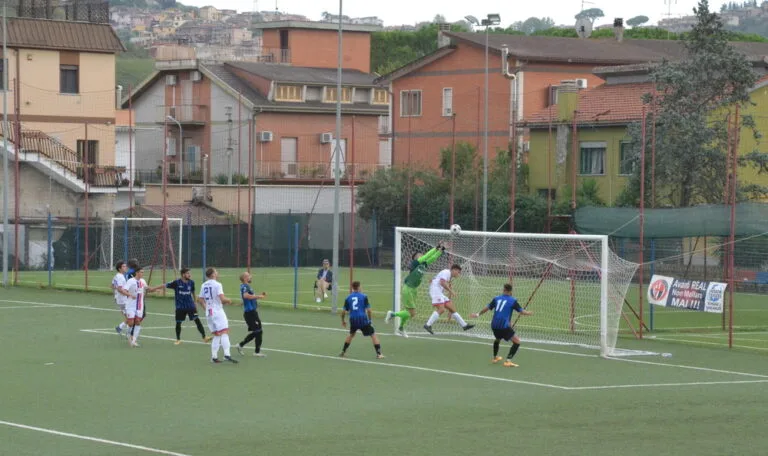 Il Real Monterotondo Scalo cerca di rendersi più pericoloso nella ripresa