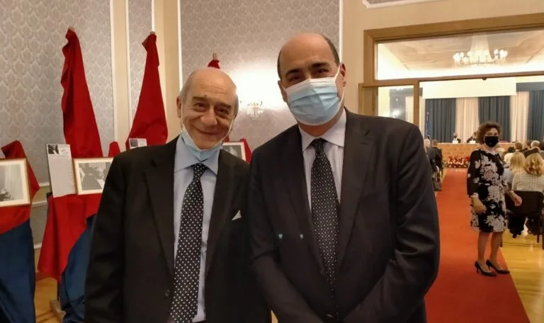 L'ex Segretario particolare del Presidente del Tribunale, Marciano Di Rienzo, insieme al Governatore del Lazio Nicola Zingaretti