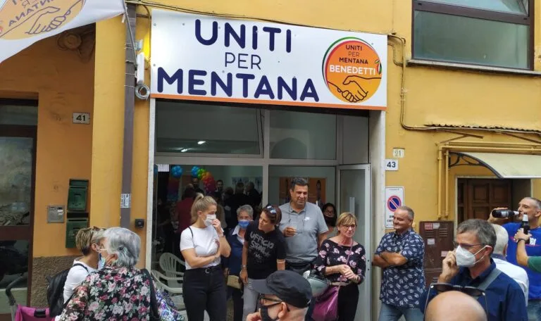 Il comitato di Uniti per Mentana