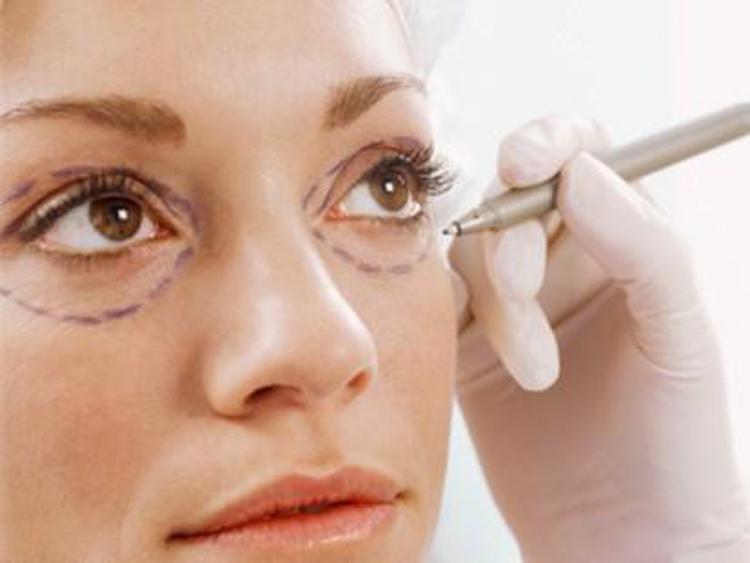 BEAUTY – Naso, zigomi, labbra: il restyling diventa totale
