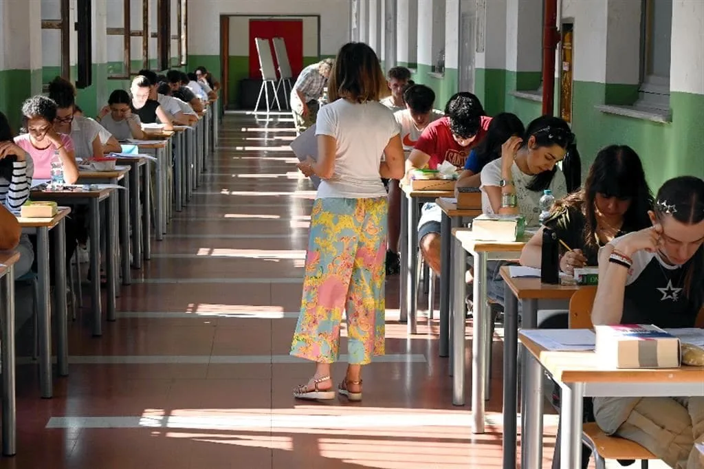 GUIDONIA - Maturità 2026, boom di promossi: la percentuale sfiora il 100%