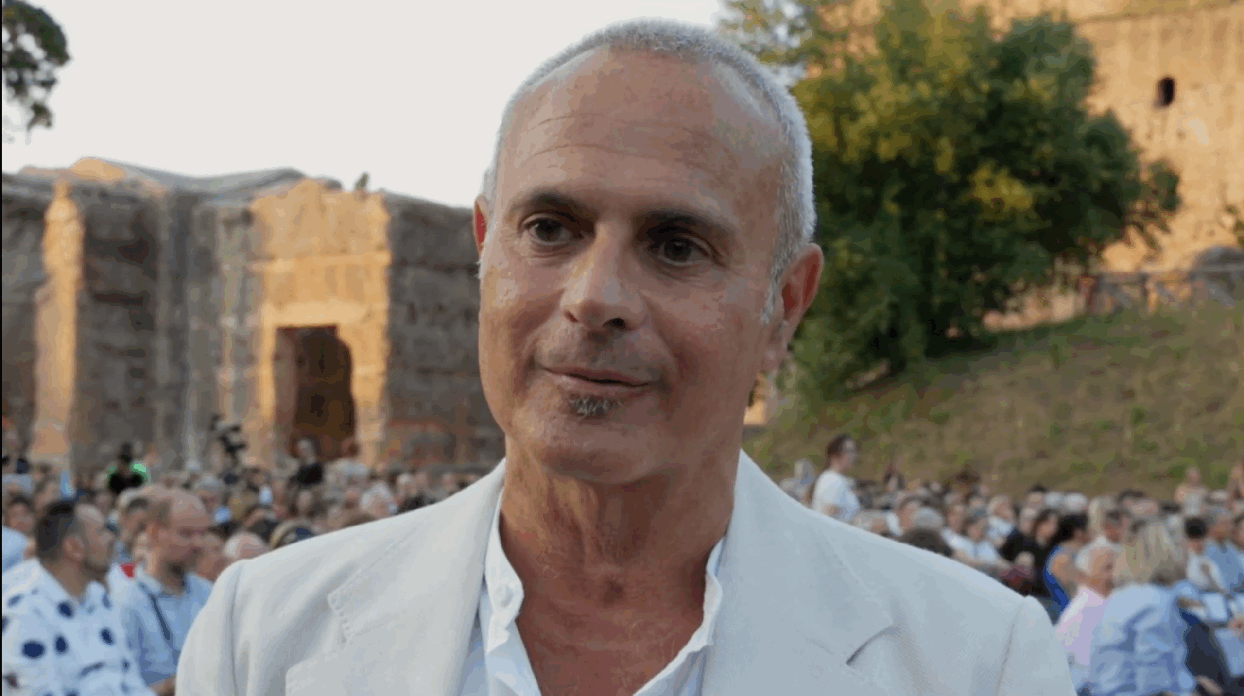 Alberto Samonà, direttore dell'Istituto Villa Adriana e Villa d'Este, durante un'intervista su VILLÆstate 2026.