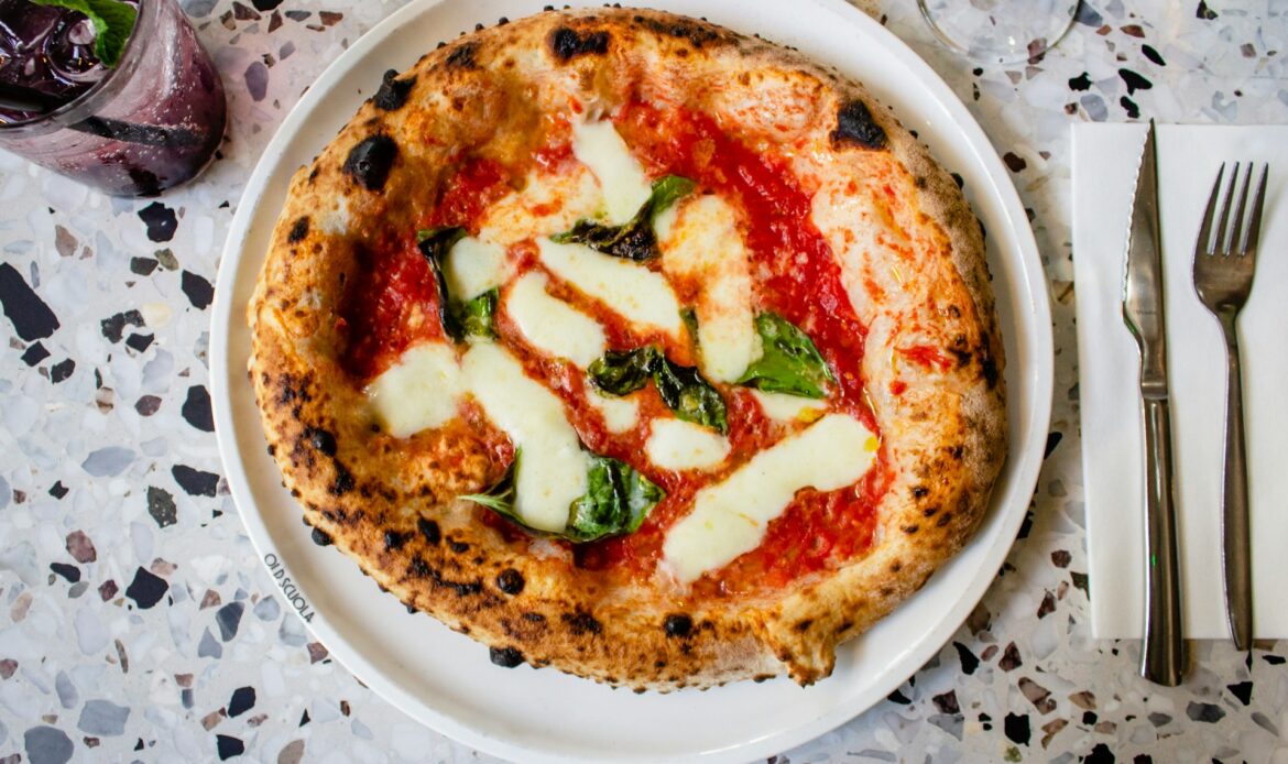 La pizza come pasto completo: miti, realtà e valori nutrizionali