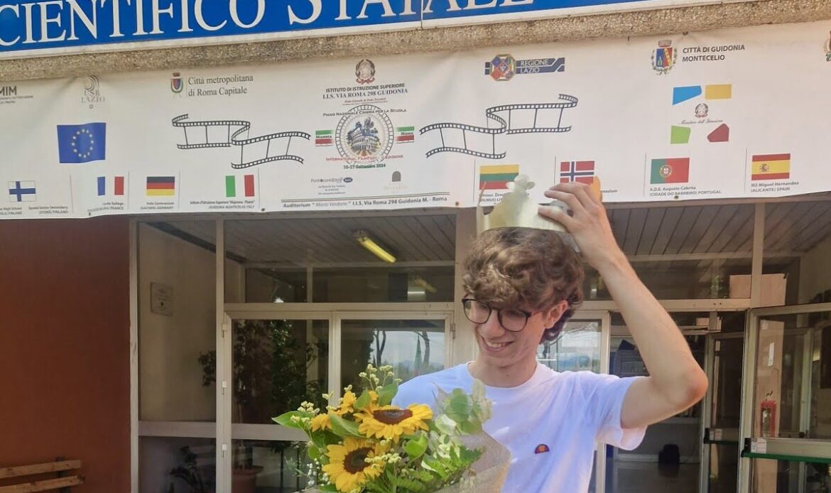GUIDONIA - Mattia, diploma da 100 e lode per il portiere di calcio con la passione per il pianoforte