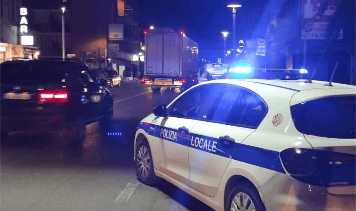 TIVOLI - Blitz della Polizia Locale, sequestrati 150 chili di surgelati nel minimarket