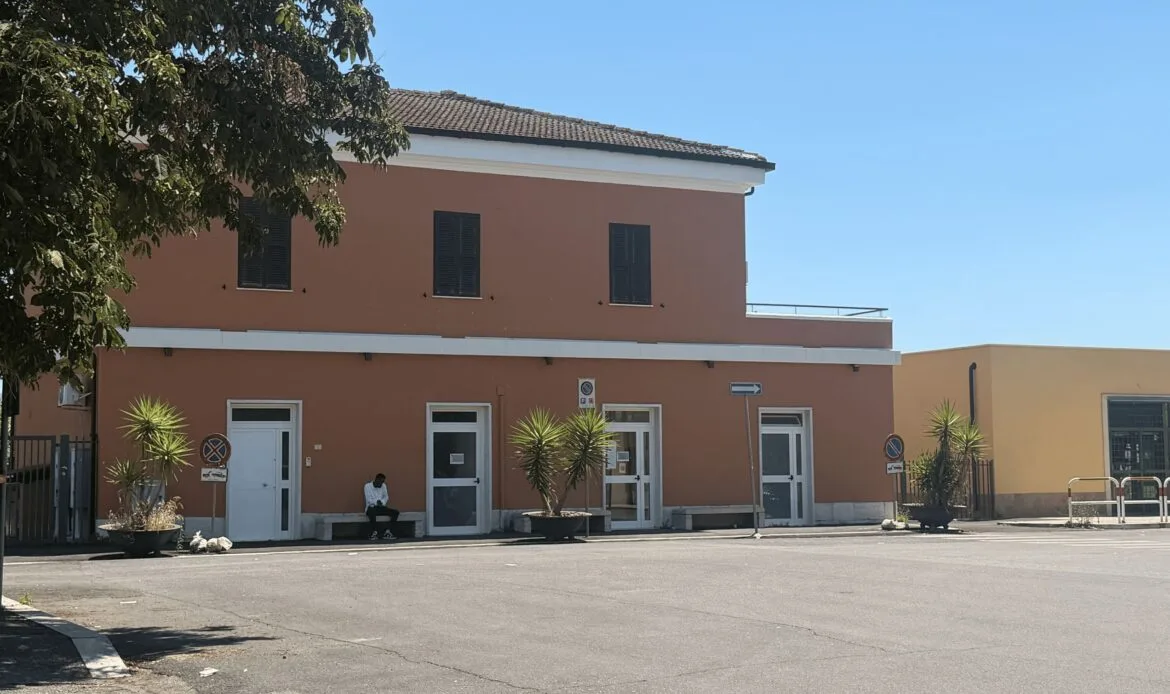 Vecchia stazione ferroviaria di Guidonia Montecelio prima della chiusura.