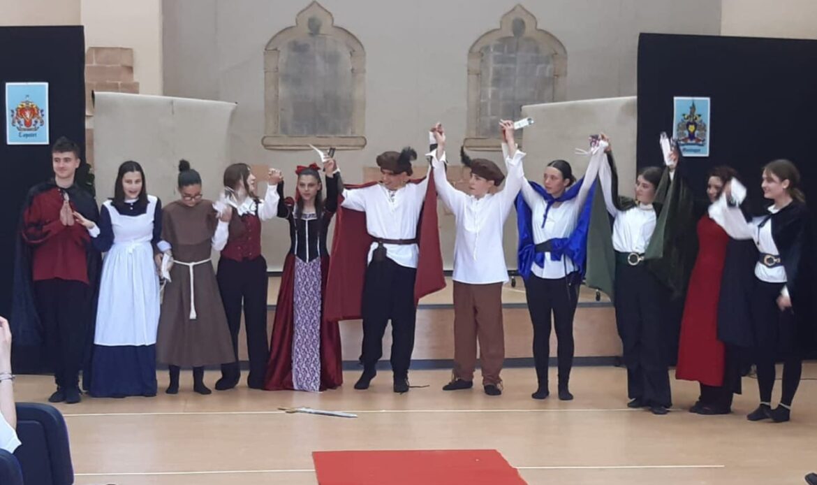 GUIDONIA - Romeo e Giulietta rivivono all'Istituto Comprensivo Garibaldi