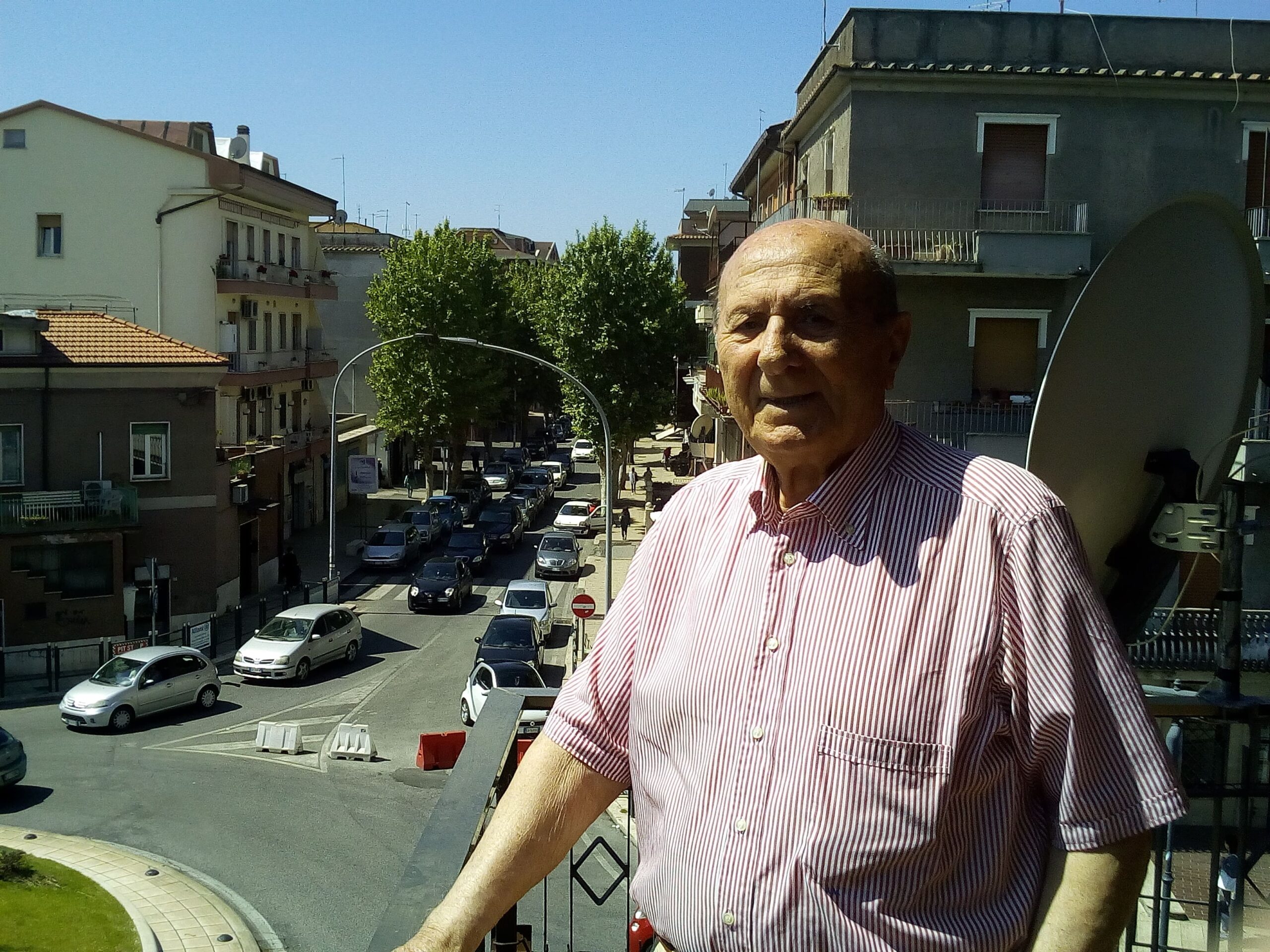 guidonia-la-rotatoria-davanti-alla-ex-stazione-intitolata-ad-antonio