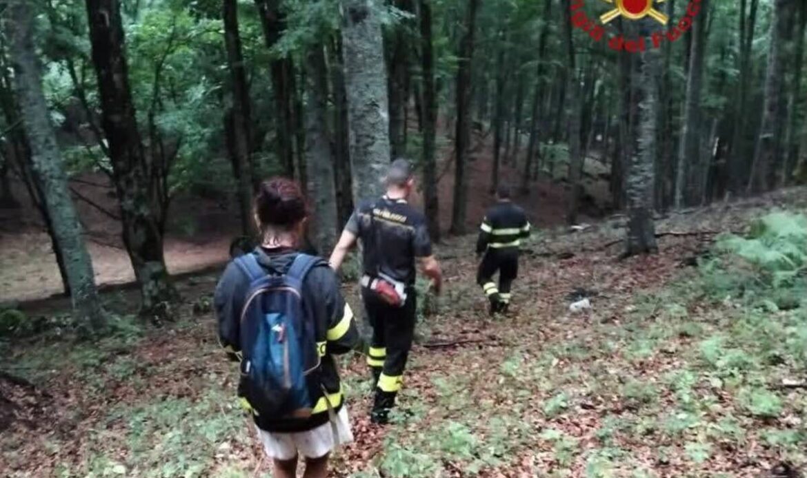 CERVARA DI ROMA - Si perdono nel bosco durante l’escursione