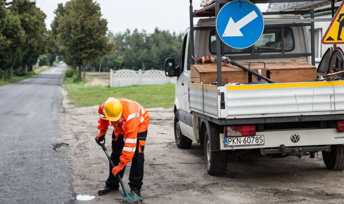 GUIDONIA -  Iniziano i lavori per il rifacimento del manto stradale
