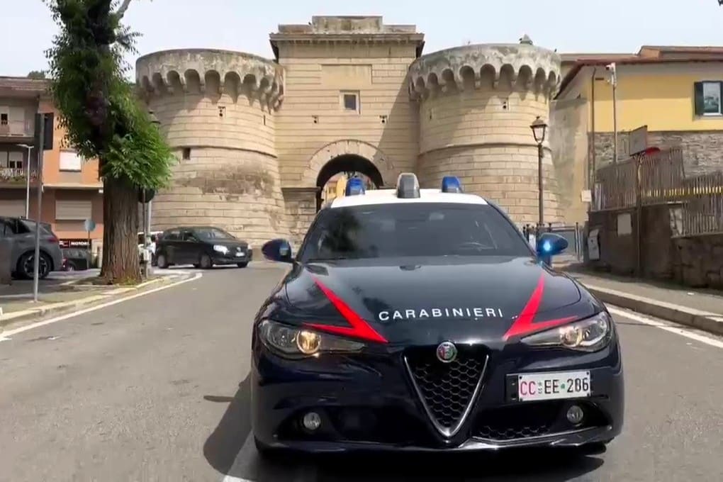 VELLETRI – Perseguita e minaccia la ex: 50enne italiano arrestato