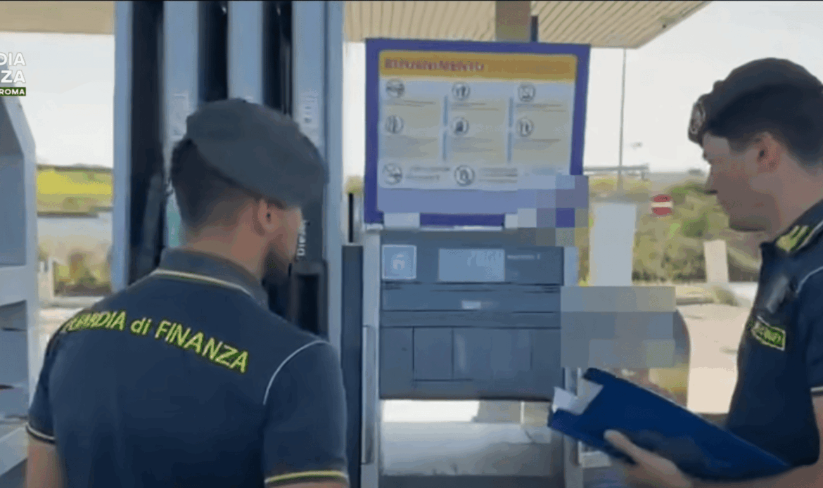 GUIDONIA - Non comunica il prezzo del carburante al Ministero: benzinaio sanzionato