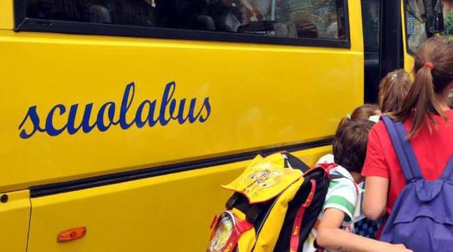 FONTE NUOVA - Il servizio scuolabus inizia tra disagi e proteste