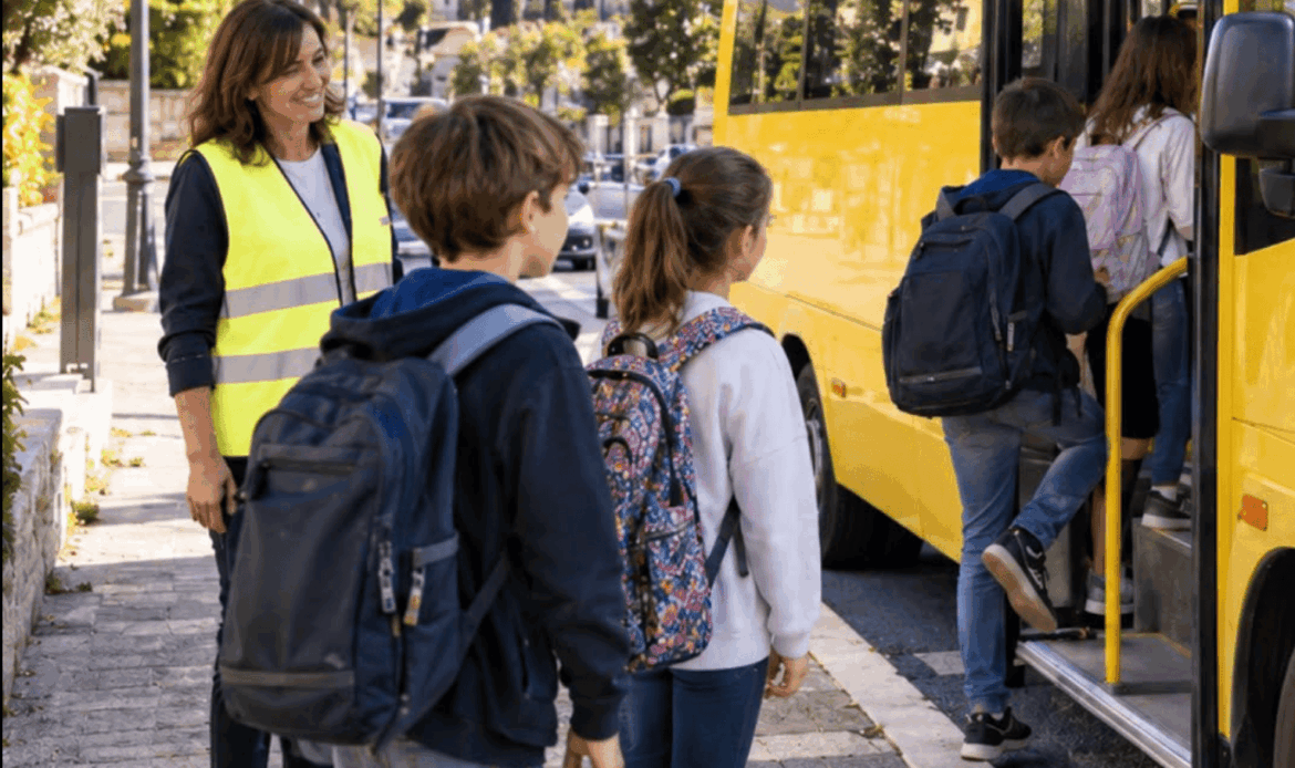 FONTE NUOVA - Servizio scuolabus, navette a giorni alterni anche per gli alunni disabili