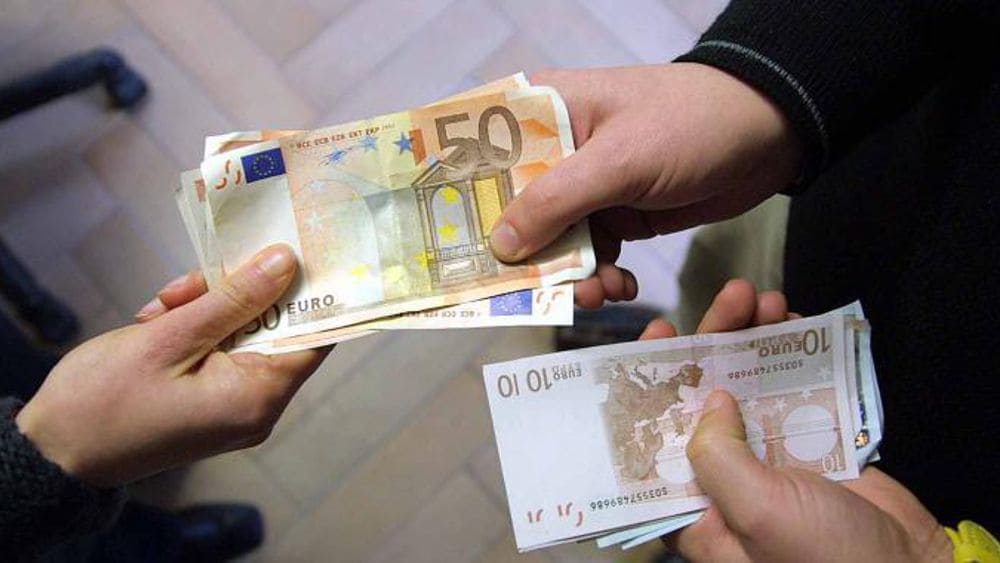 TIVOLI - Botte e minacce per un debito di droga: condannati i pusher-estorsori