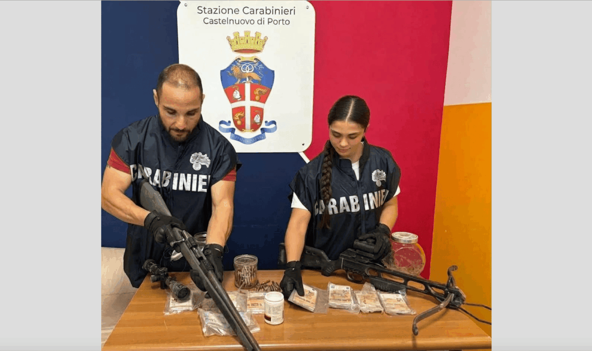 CASTELNUOVO DI PORTO - Armi, cocaina e contanti sepolti nel giardino di casa