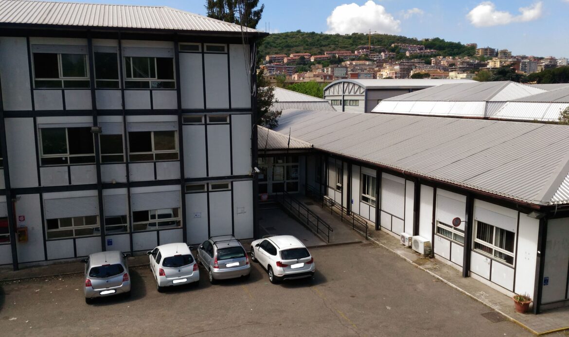 TIVOLI – Quindicenne violento in classe, scattano più controlli sugli alunni a ricreazione