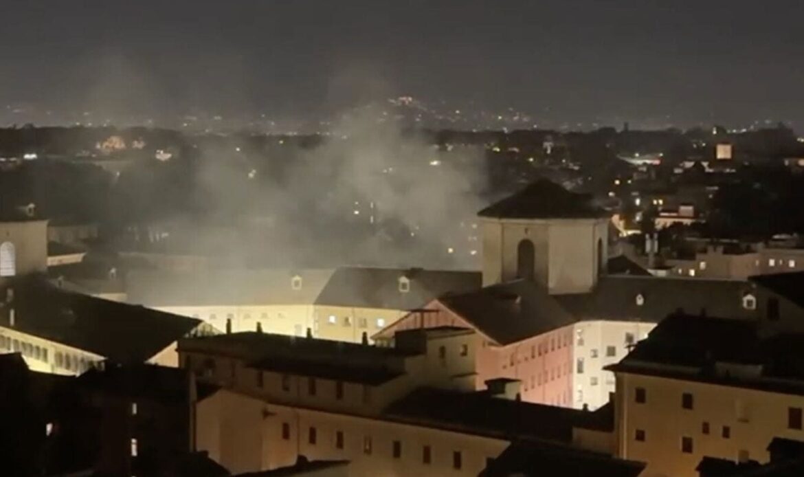 ROMA - I detenuti incendiano Regina Coeli, sette agenti feriti in ospedale